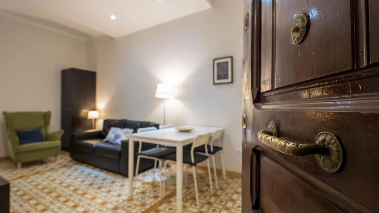 Apartamento De 3 Dormitorios location